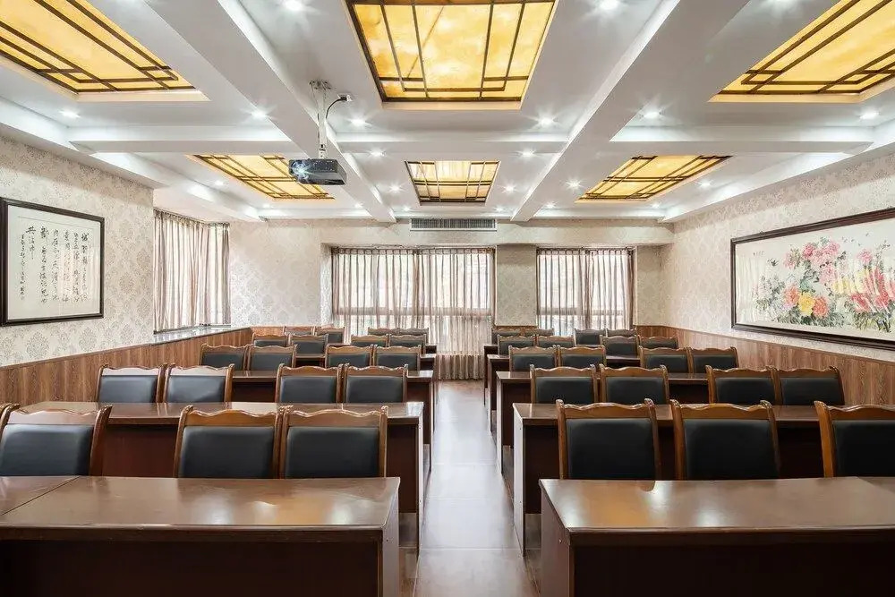 Yingbin Hotel