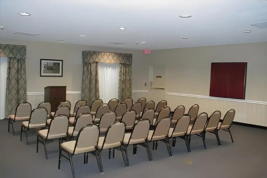 Quality Inn & Suites San Antonio Airport - Stone Oak