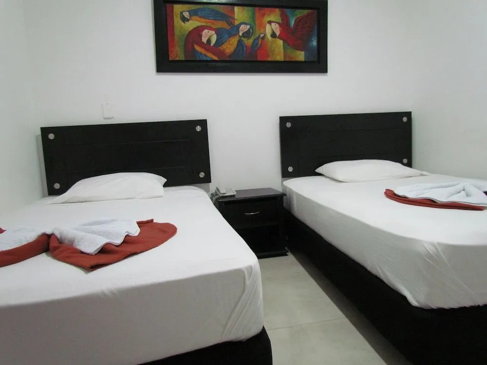 Hotel Diamonds