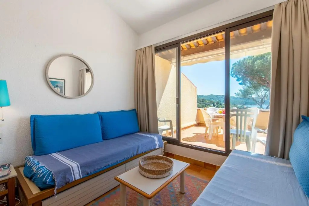 Nice flat at 8 min walk from the beach in La Croix-Valmer - Welkeys