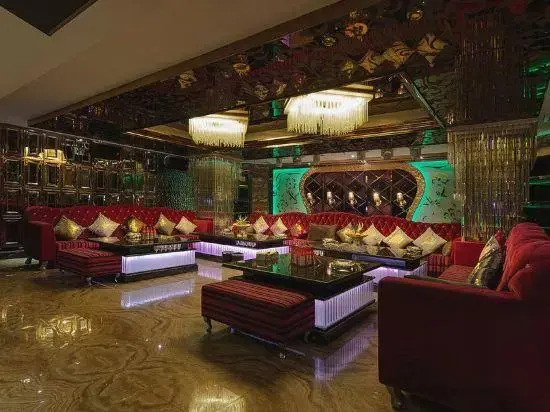 Donghu Grand Hotel
