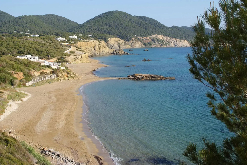 Invisa Hotel Club Cala Blanca