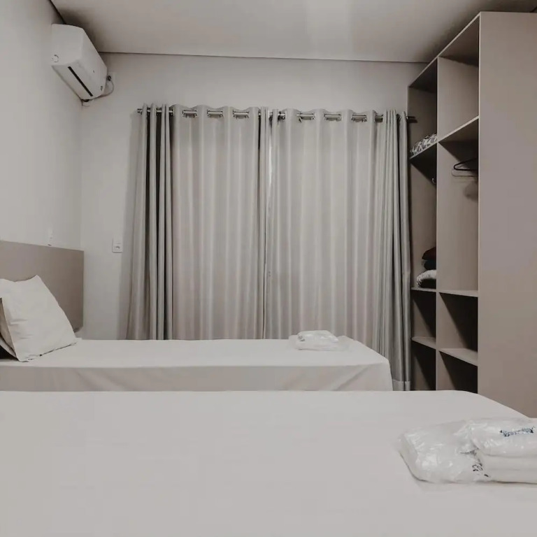 Petri Plaza Hotel