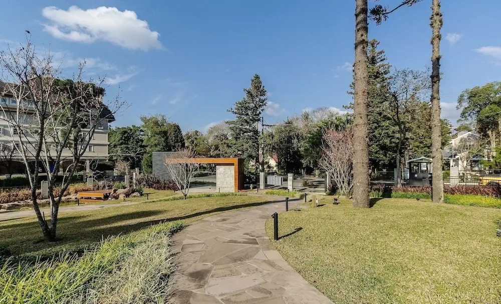 Apt With Balcony in the Heart of Gramado - Mlu0306