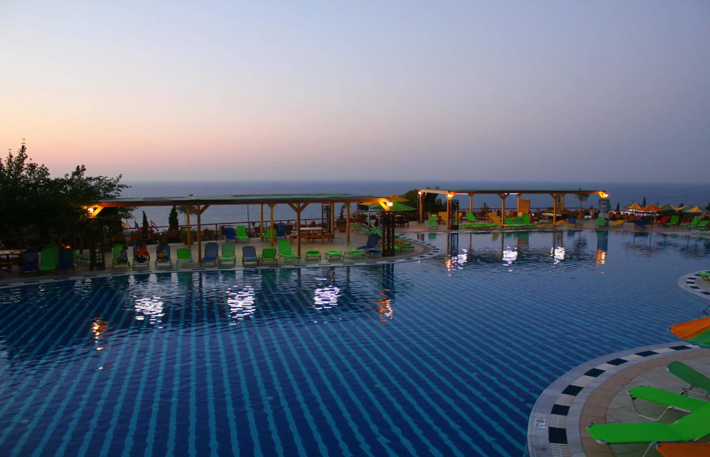 Aqua Sun Village