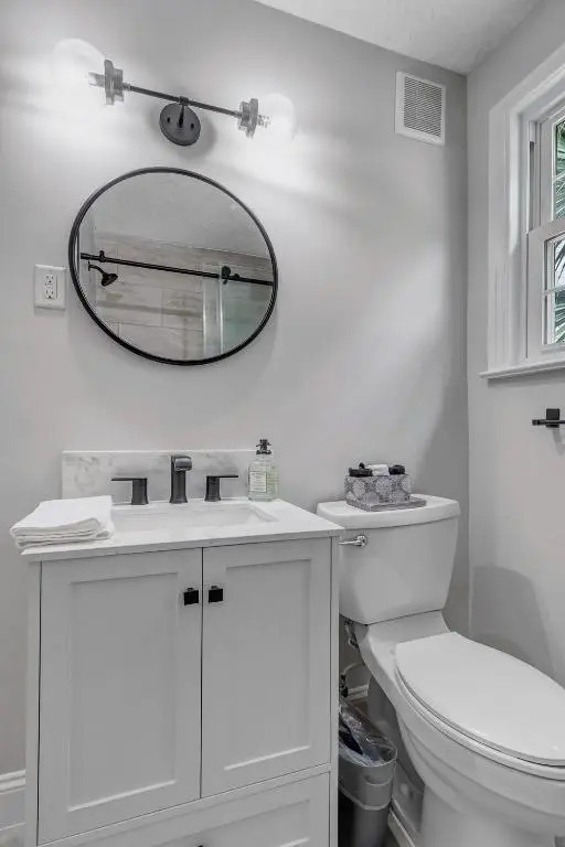 Modern 2 BR Condo - 2 block from San Marco
