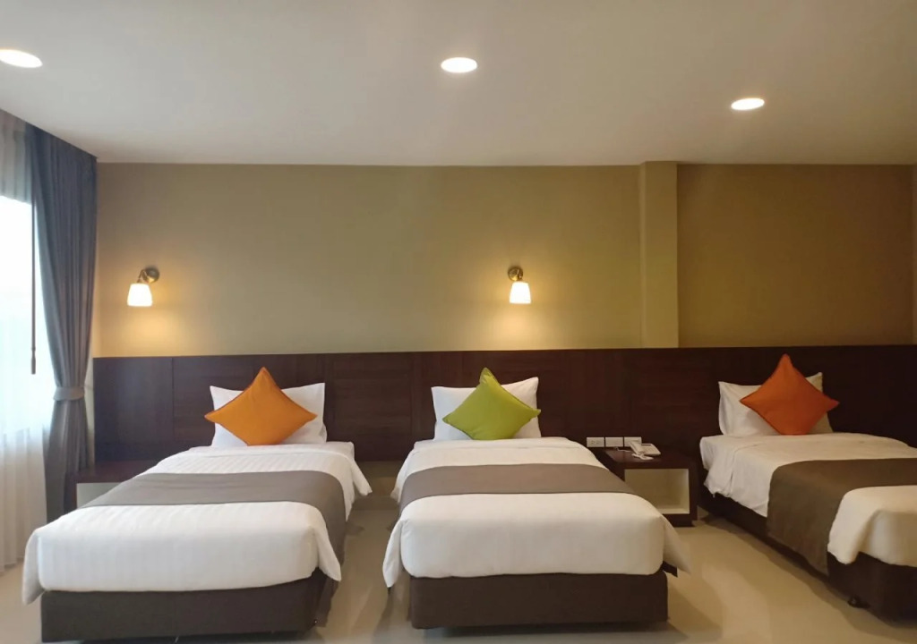 S Bangkok Hotel, Navamin
