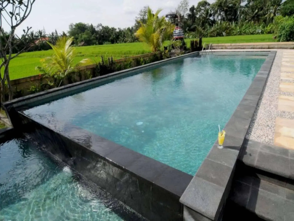 Nyoman Karsa Bungalow