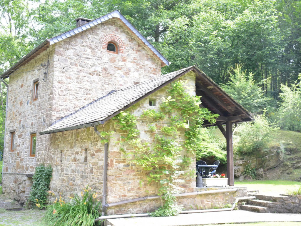 Cottage in the heart of the Ardennes woods