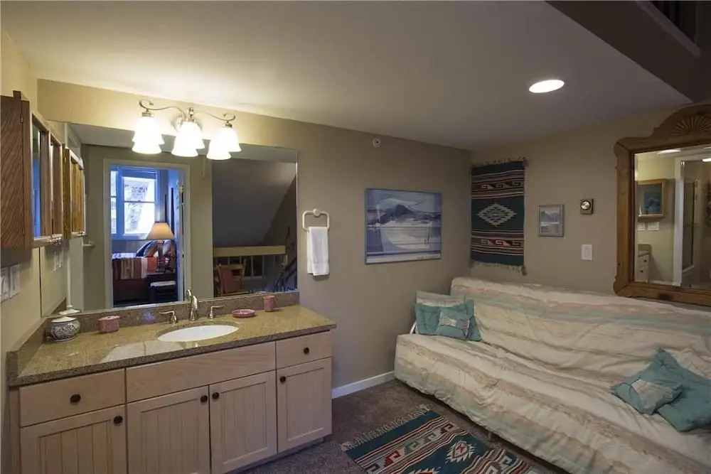 Columbia Place Condominium