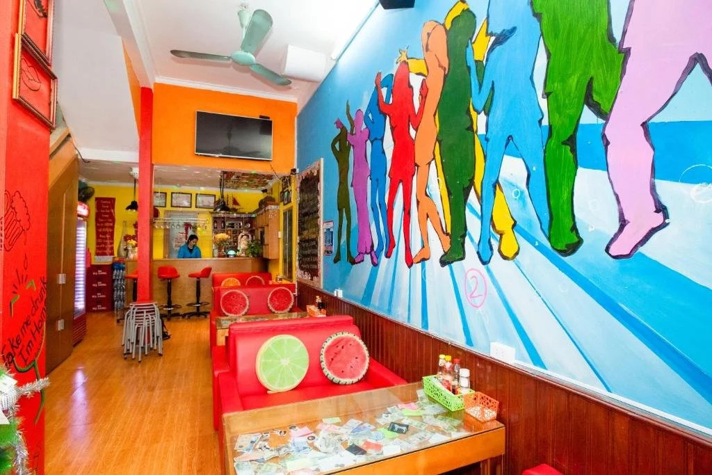 Halong Party Hostel & Hotel