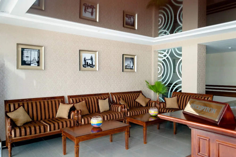 Charos Deluxe Resort