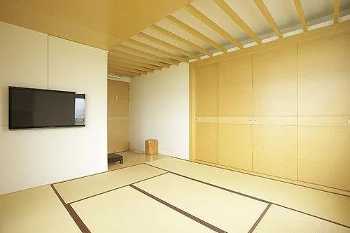 Wenyasyuan Art Gallery B & B