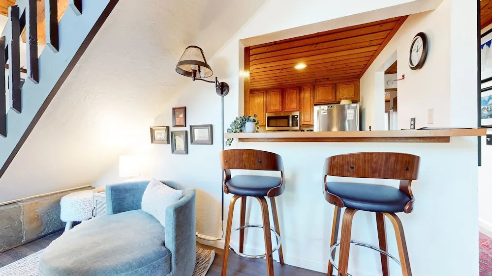 Courchevel #5 2 Bedroom Condo by RedAwning