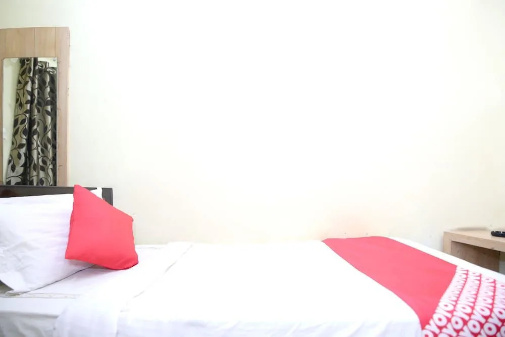 OYO Flagship 26160 Hotel Multi Star
