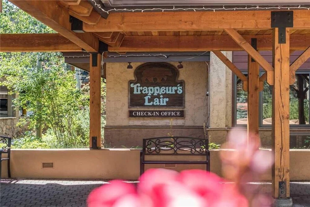 3102 Champagne Lodge, Trappeur's Crossing Apartment 2