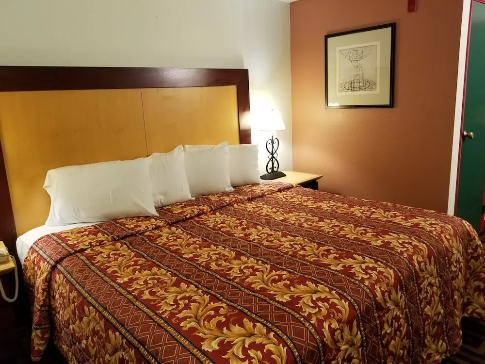 Sea-Tac Crest Motor Inn