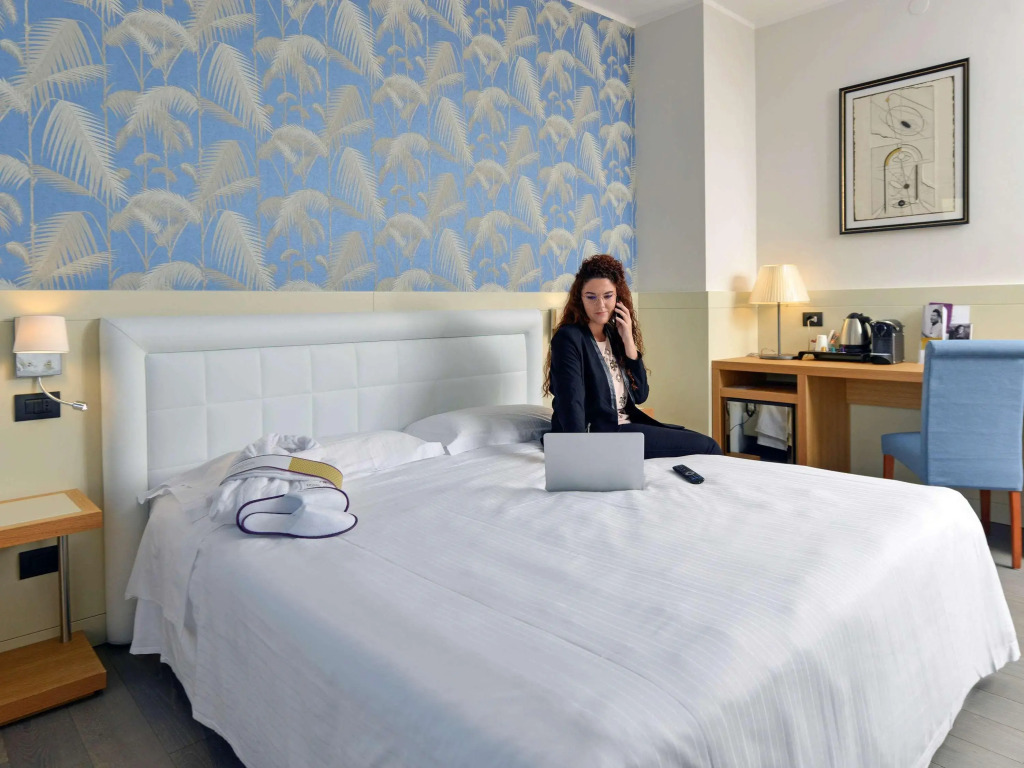 Отель Mercure Astoria Reggio Emilia