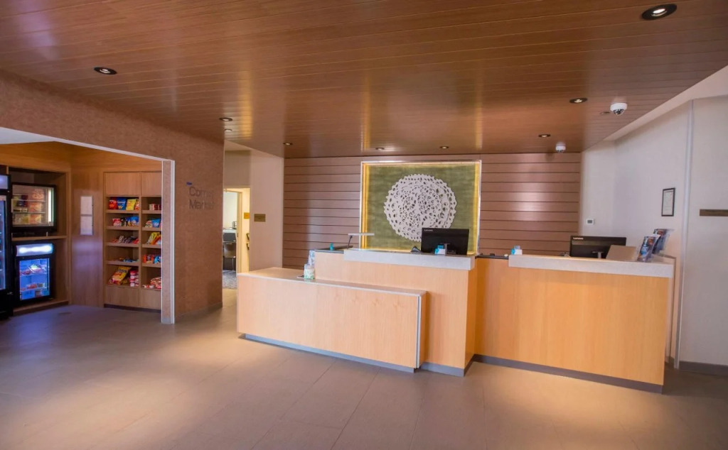 Fairfield Inn & Suites By Marriott Alexandria