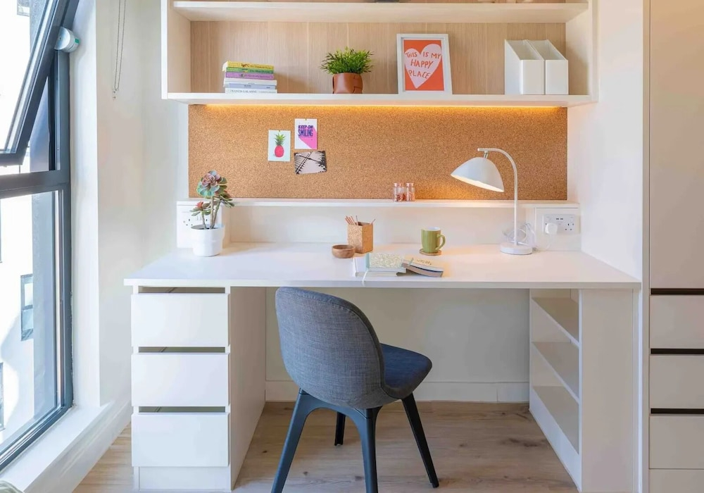 For Students Only - iQ Bristol by Bus Station and 15 Min to Uni