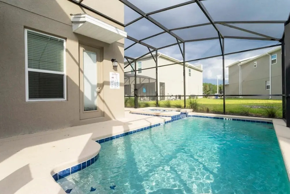 Stunning Family Friendly 5 Bd w/ Pool Close to Disney @ Storey Lake 4242
