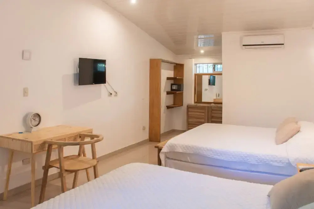 Refugio Surf Lodge