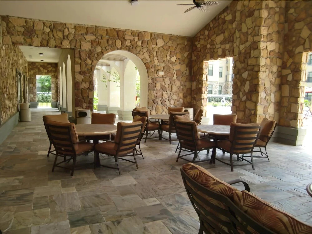 Bella Piazza - 4 Bedrooms Condo-4352BP
