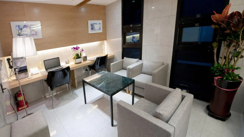 Rian Hotel