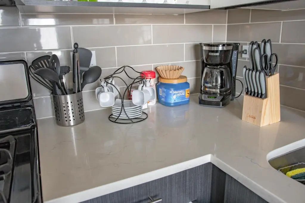 McCormick Place 3br-2ba luxury Family Heaven with optional parking for 6 guests