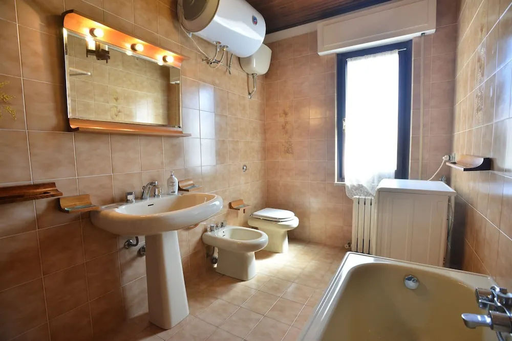 IzzHome Pula Crispi