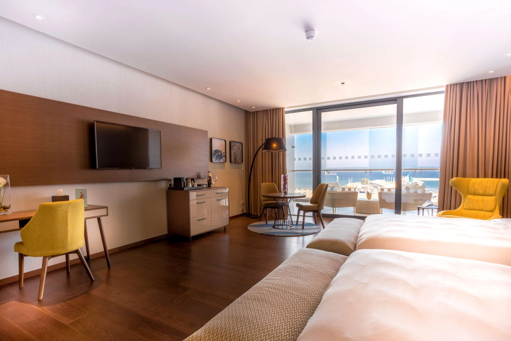 Radisson Blu Hotel, Larnaca