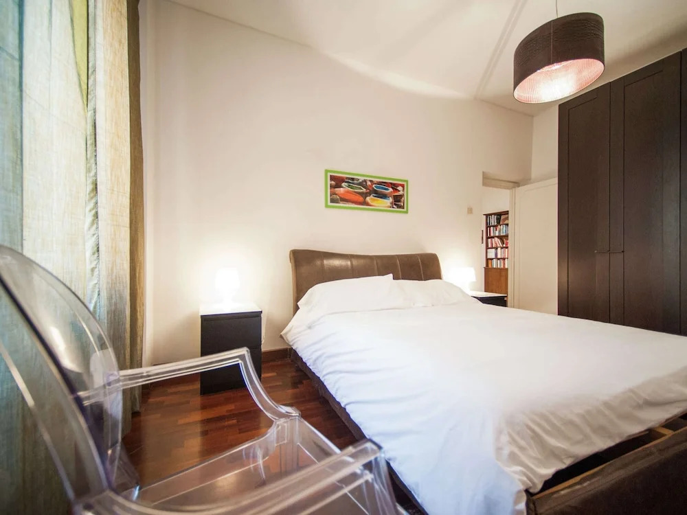 Spacious apartment in Rome