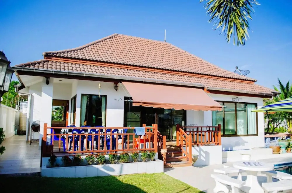 Living Private Villa by Nay