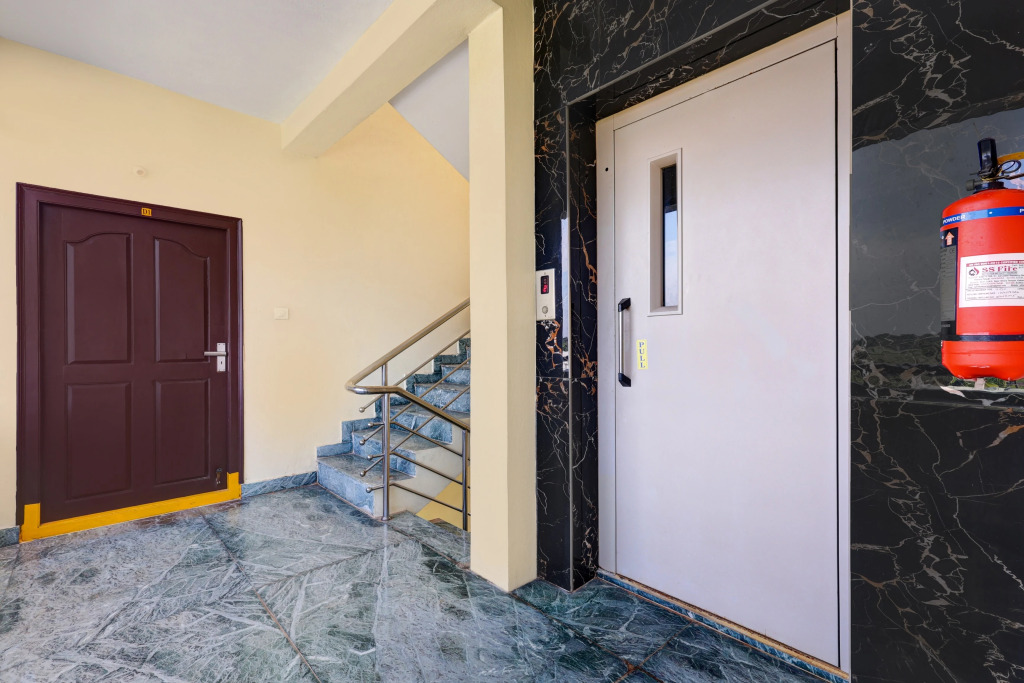 OYO Hotel O Ramaraopet Near Kakinada Beach