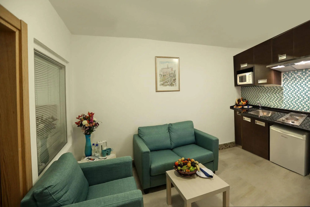 Khuttar Apartment