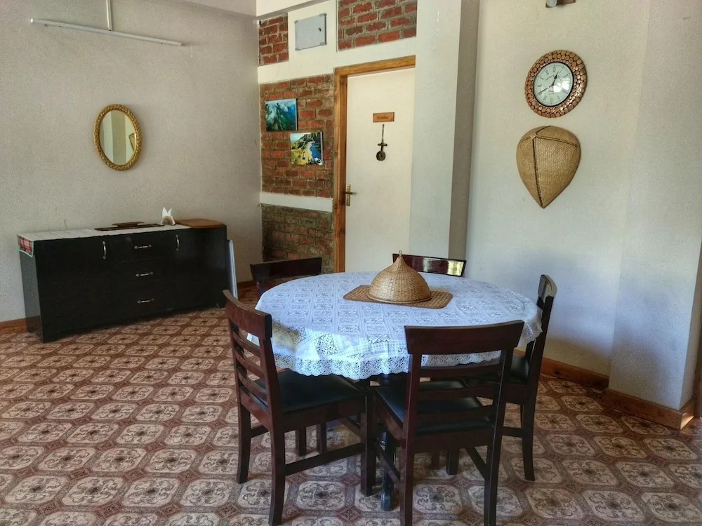 Sha Ri Loum Homestay