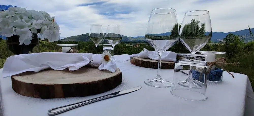 "il Casaletto" Agriturismo Moderno, Vista Panoramica e Cibo Spettacolare- Scurcola Marsicana