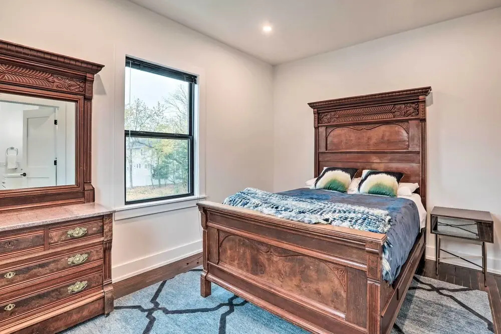 Long Branch Getaway: Grill, 1 Block to Beach!