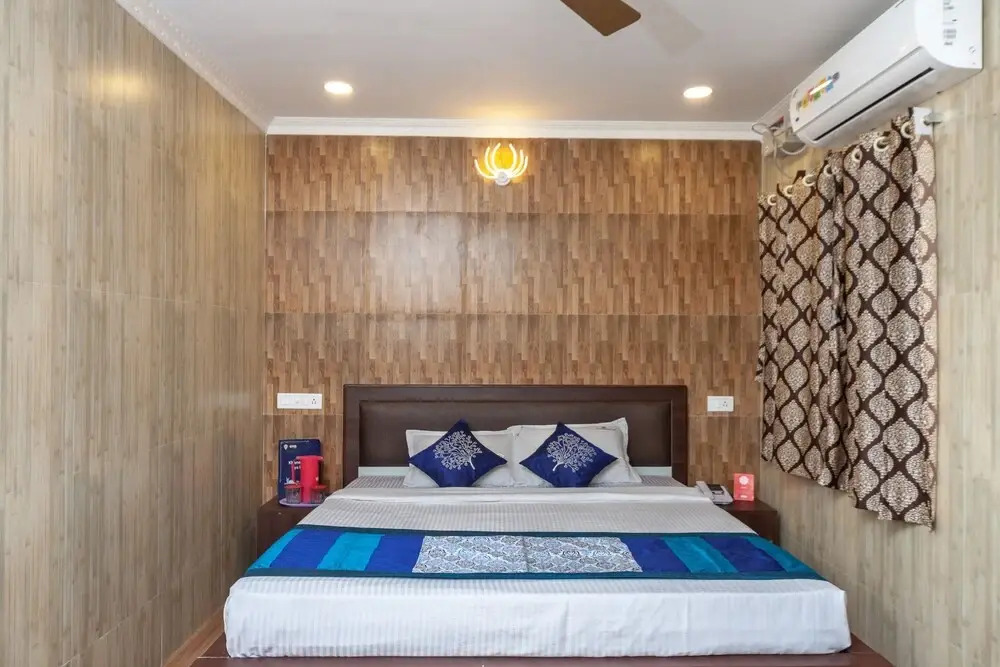 OYO 13006 Arumbakkam Inn