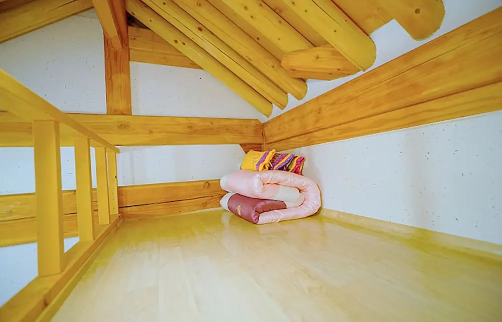 Lee Ga Hanok