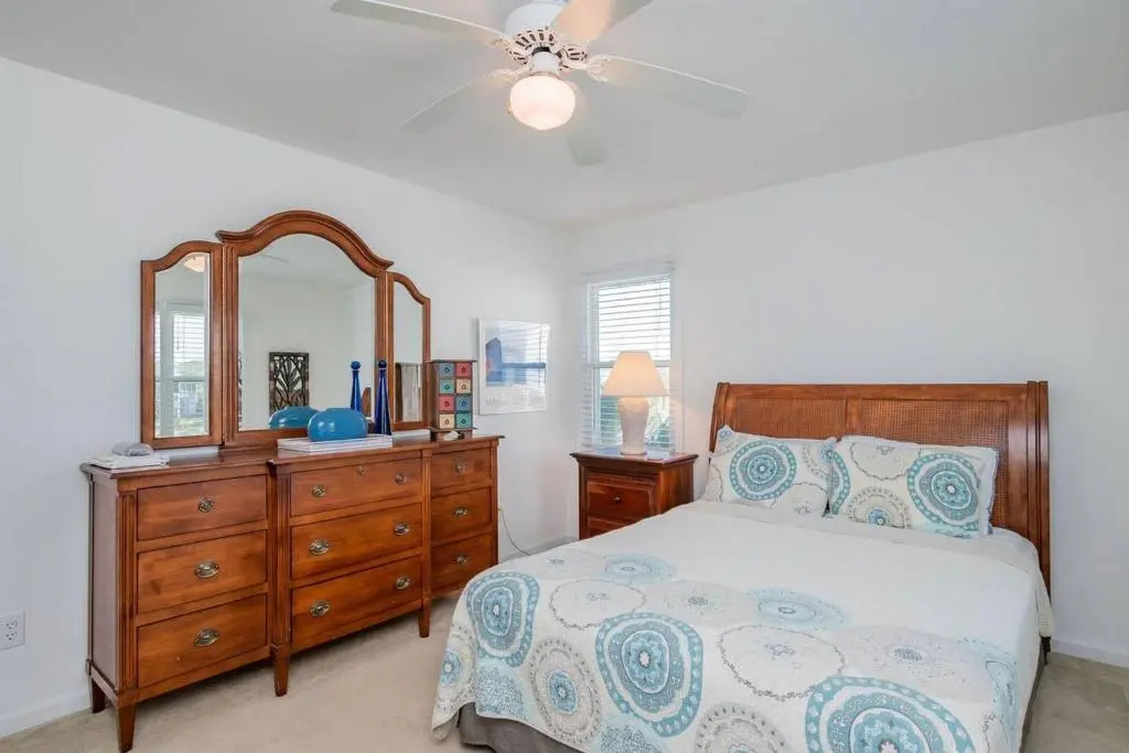 Sweet Retreat by Oak Island Accommodations