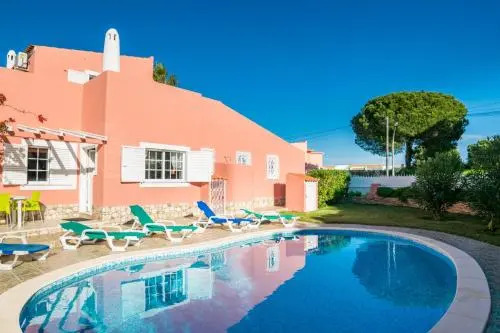 Villa Mariamar