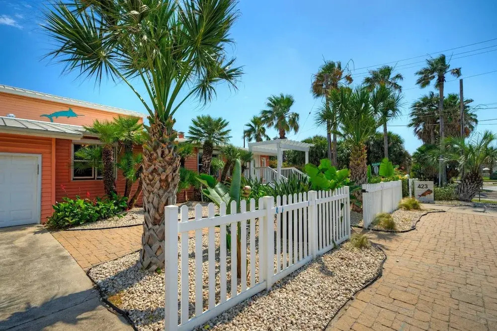The Koi Marlin Port A Home w/ Pool, Pond, Grill & Near Beach + Marinas
