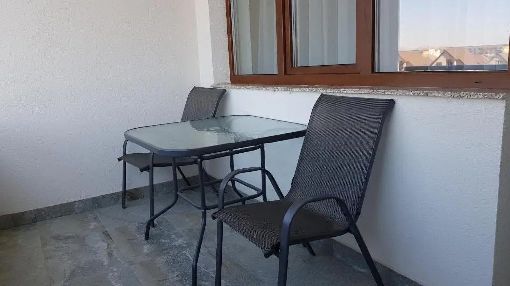 Eme Apartments 2