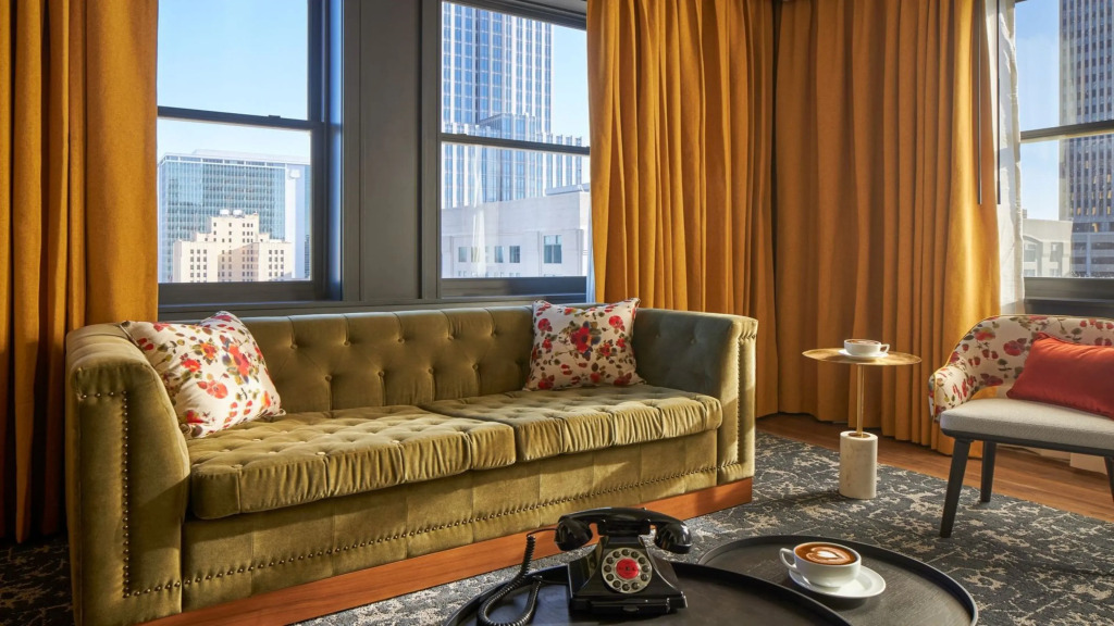 Hotel Indigo - Omaha Downtown by IHG