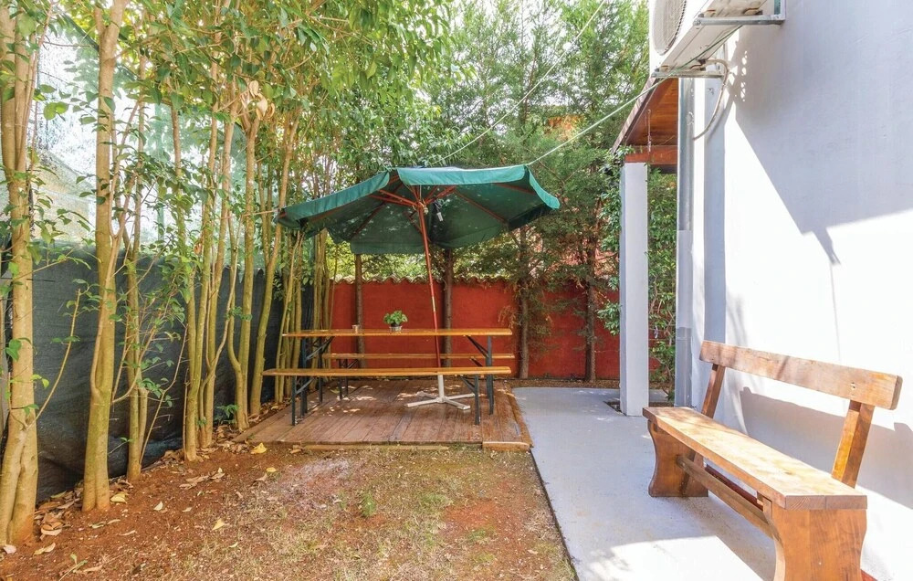 Awesome Home in Fazana With Wifi and 1 Bedrooms
