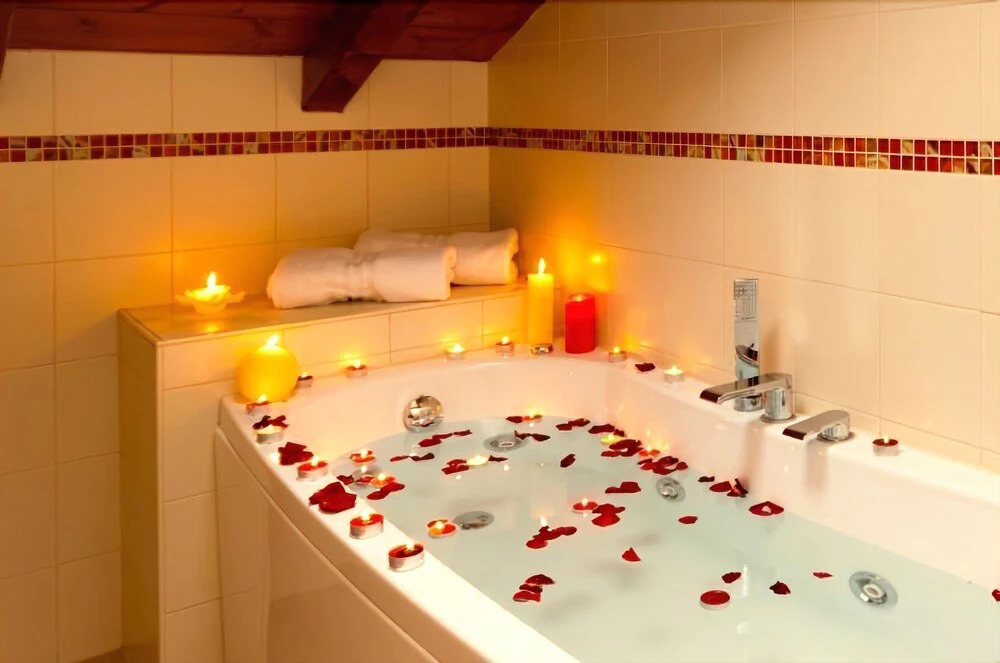 VILLA VINICIA, pool, jacuzzi, airco