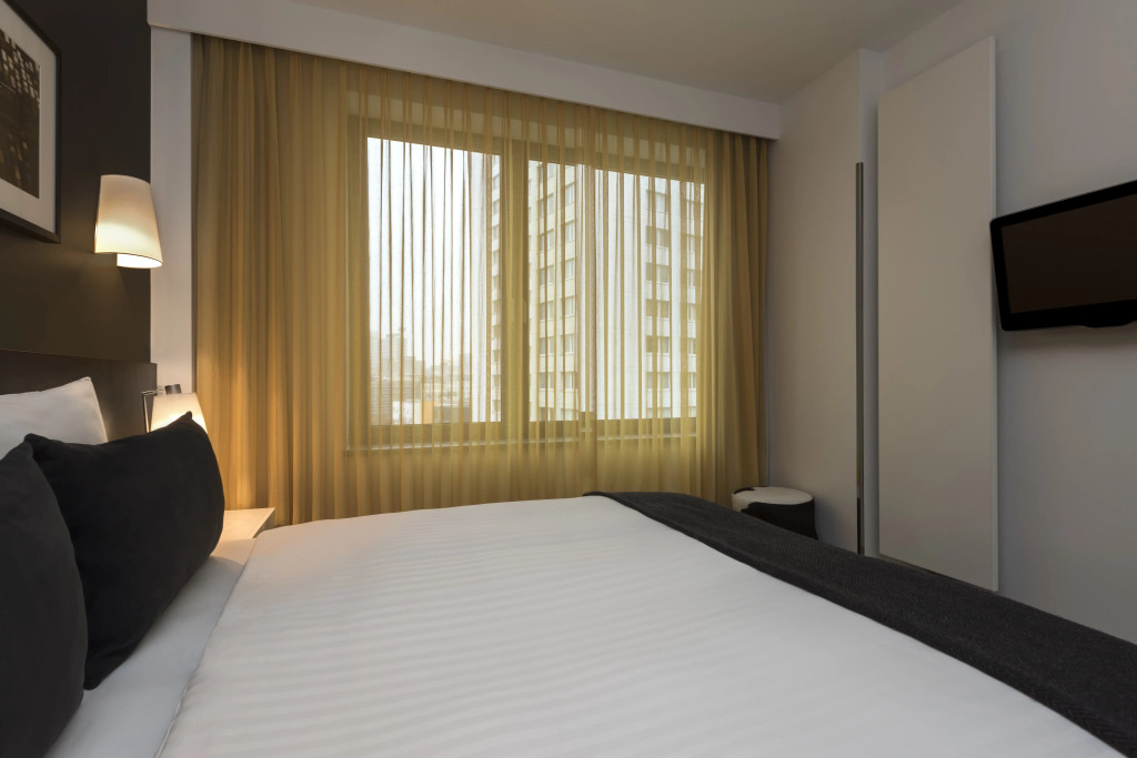 Adina Apartment Hotel Berlin Hackescher Markt