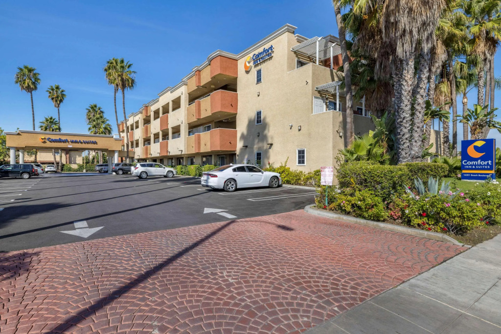 Comfort Inn & Suites Huntington Beach