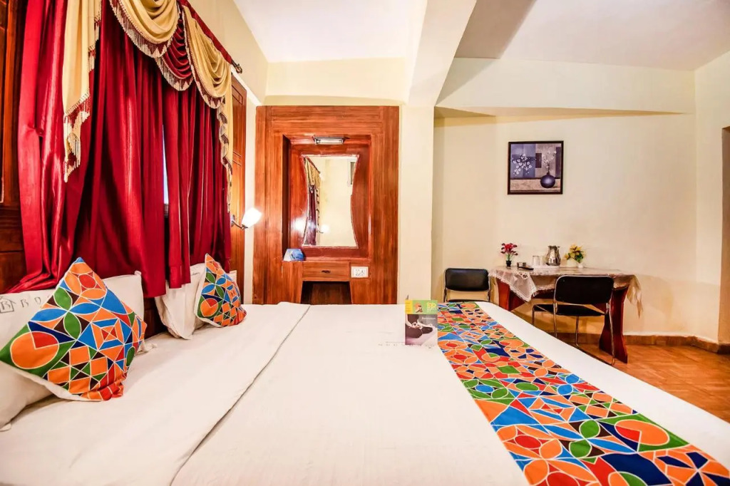 FabHotel Roshan Residency - Nr Kurinji Andavar Temple